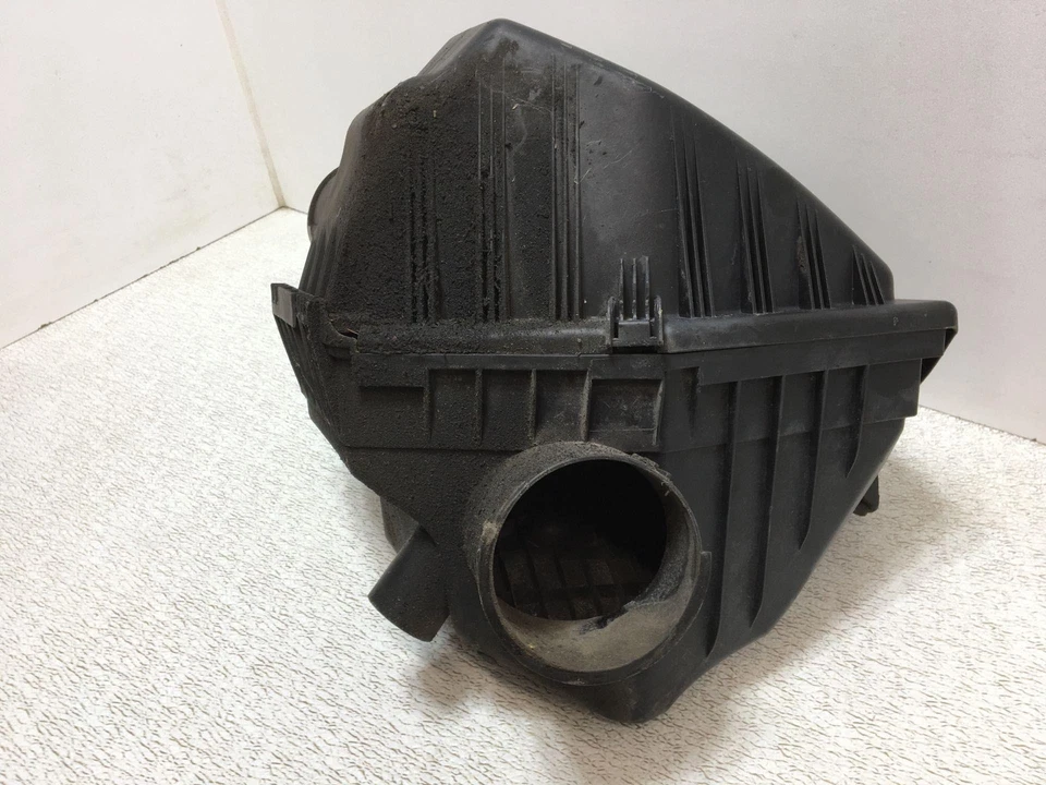 09 BMW 528I Air Cleaner - Image 3 of 3