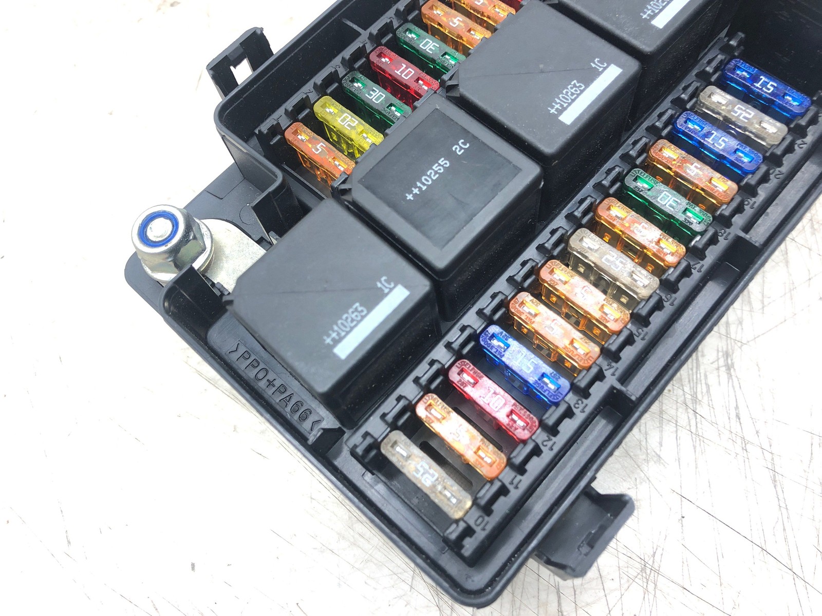 2010-2020 ASTON MARTIN RAPIDE REAR FUSE BOX RELAY JUNCTION BLOCK