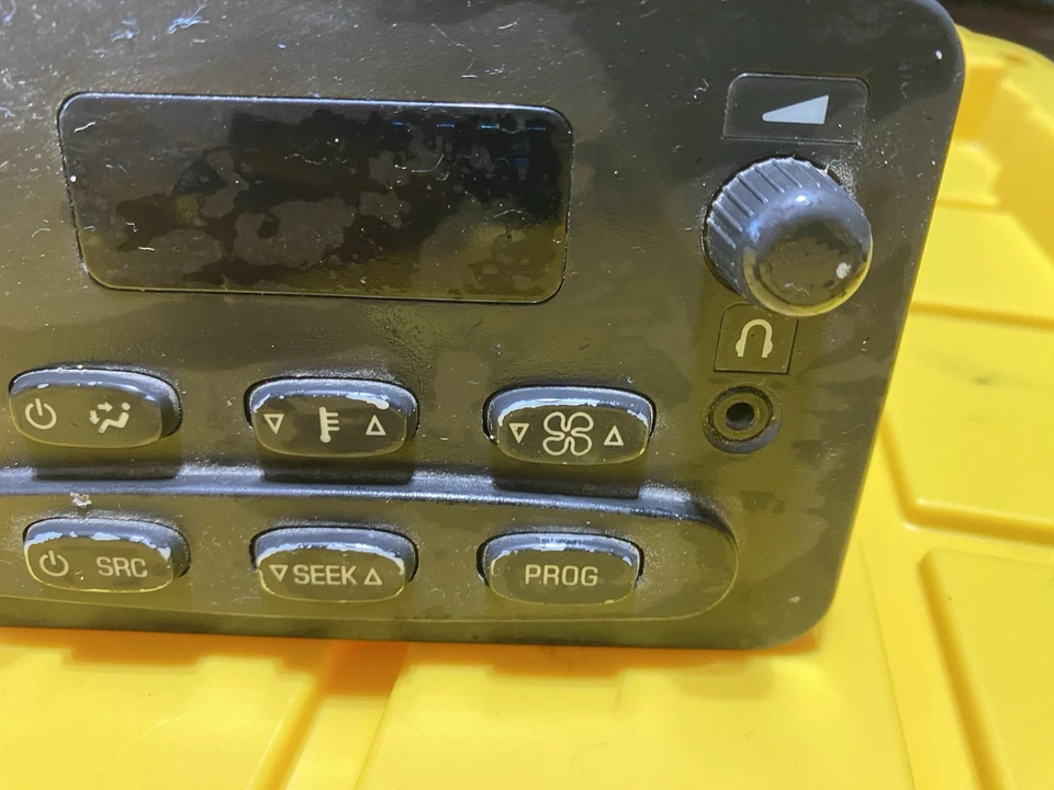 Unidad de control de temperatura de calefacción trasera Chevy Chevrolet Cadillac Tahoe 2003-2006 Foto 3 de 4