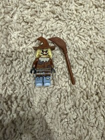 LEGO Scarecrow Minifigure - 70913 DC Batman Superheroes Fearful Face-off