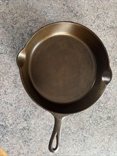 Griswold No. 9 Cast Iron Skillet Large Slant Logo