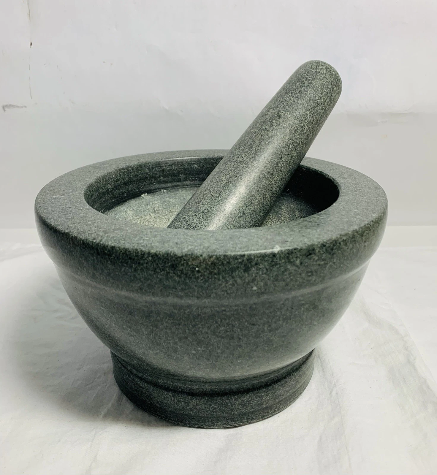 Vintage XL Extra Large Green Granite Mortar and Pestle 8" HEAVY
Opens in a new window or tab