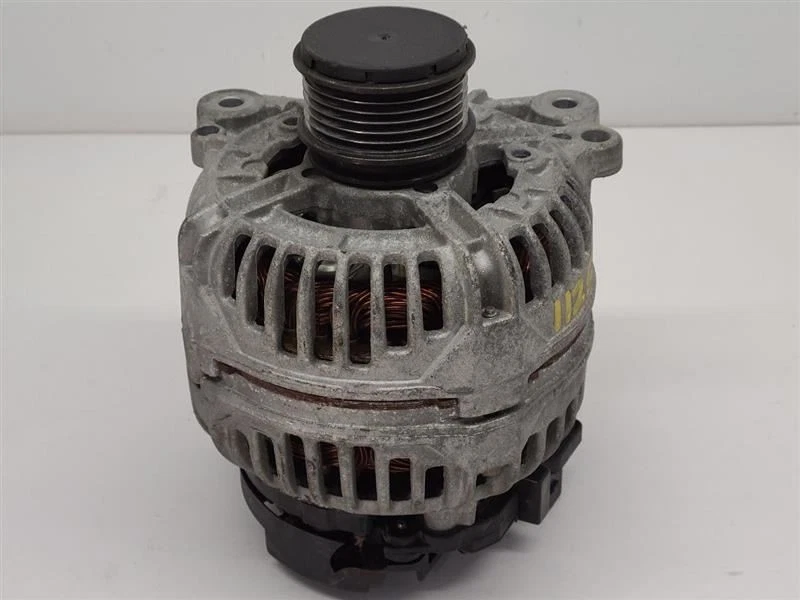 Alternador Volkswagen Golf 1999-2011 ciudad Canadá solo 120 amperios 038903018Q Foto 4 de 4