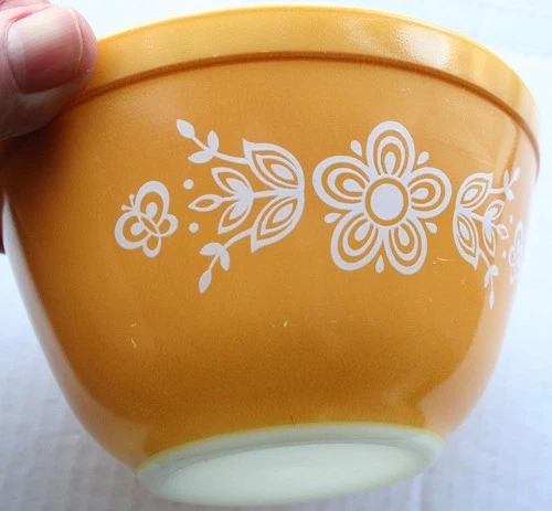 Pyrex Butterfly Gold Mixing Bowl 1-1/2 Pt Ovenware #401 Flowers Nesting Small