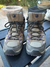 Merrell Moab Ventilator Boots Womens 8.5 Bracken Purple Hiking Vibram Gorpcore