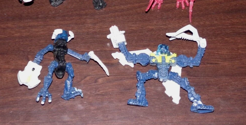 2007 Lego Bionicle Action Figure Takadox Mantax Toa Hahli 2008 Antroz Lot of 4 - Image 3 of 4