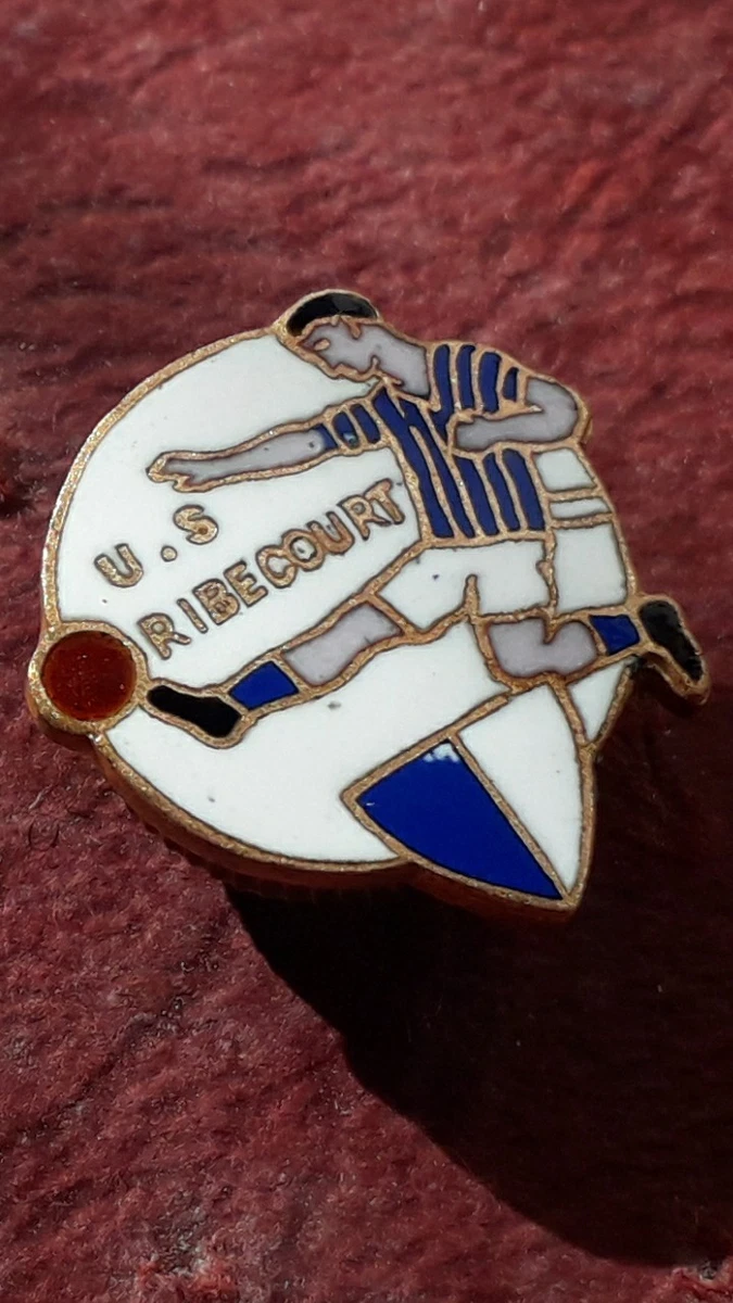 Pin's Football Vintage – Ancien Insigne Mondial émail – Collection