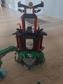 LEGO NINJAGO: Tiger Widow Island (70604) Not Complete 