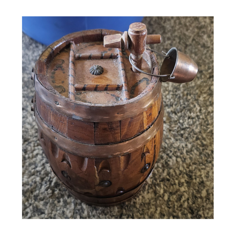 Vintage Retro Brown Wooden Barrel Liquor Dispenser with  Spout