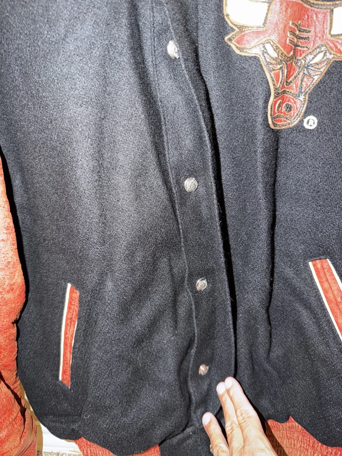 New RARE JH Design Jeff Hamilton 1993 Chicago Bulls Leather Wool Satin Jacket !! - product detail image 6