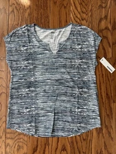 NWOT Women’s Sonoma Striped V-Neck Shirt Size Petite Large Blue