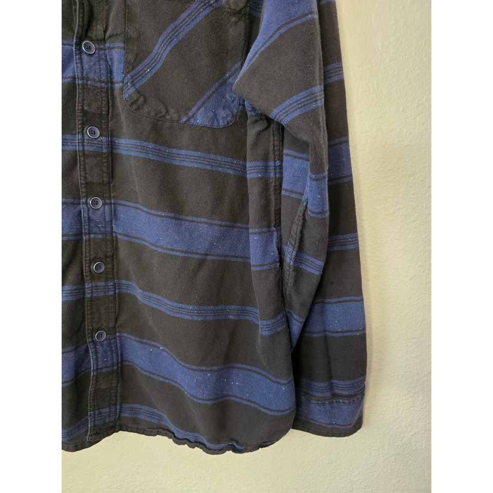 Рубашка KAVU фланелевая на пуговицах с длинным рукавом черная синяя с клапанами карманами для улицы размер XL - Изображение 4 из 4