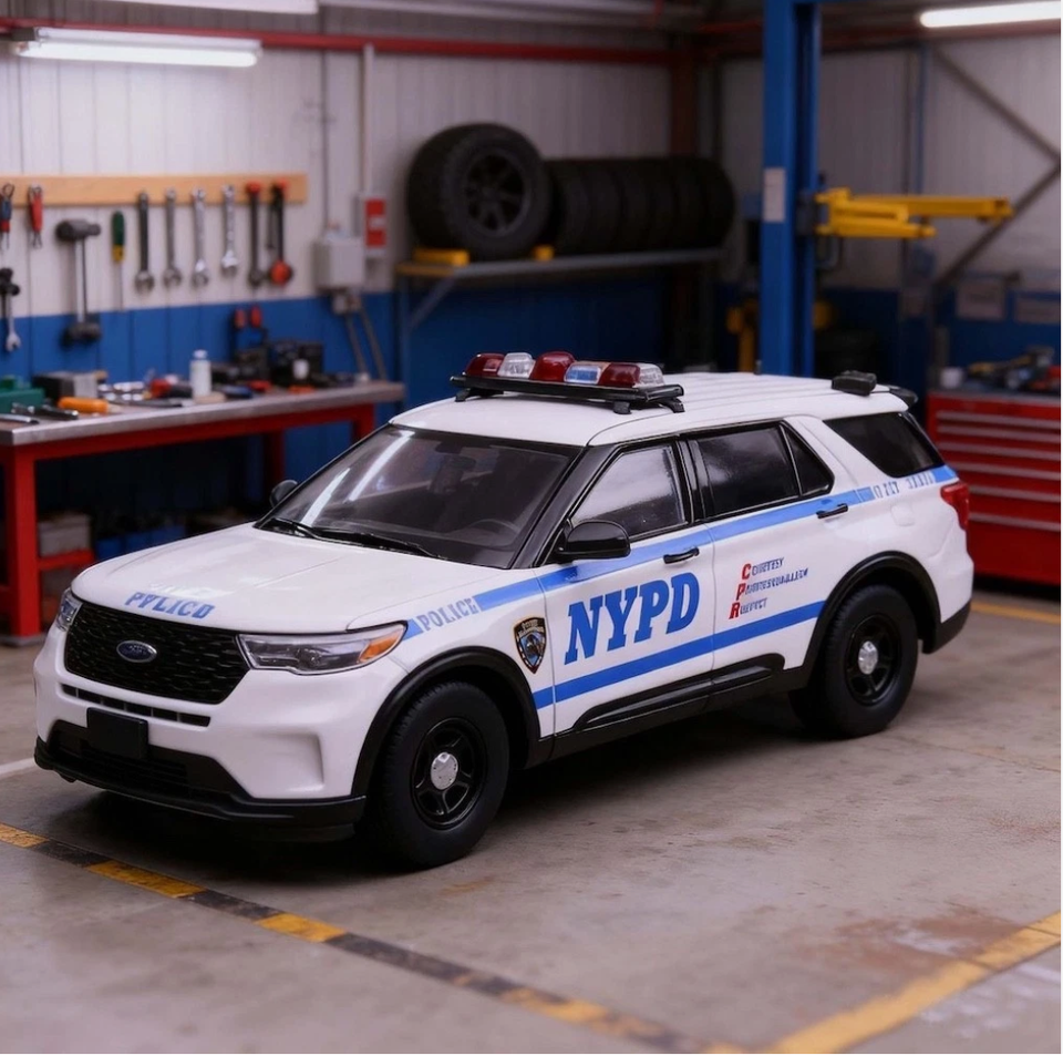Voiture Miniature 1:64 Ford Explorer Police State 2020 Noire - Die-cast Metal, Neuve