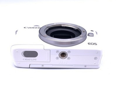 Canon EOS M10 18.0MP Mirrorless Digital Camera Body White -Near