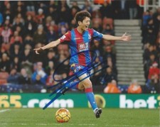 Crystal Palace Chung-yong Lee Autographed Signed 8x10 Photo COA B