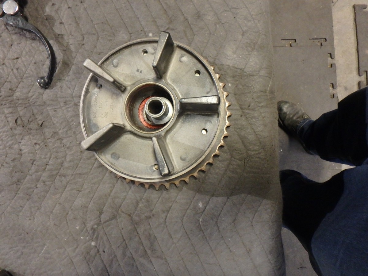 KAWASAKI ZX11 SPROCKET HUB AND SPROCKET P/N 42033-1208-EZ | eBay