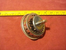 0626. Strainer Basket Twist-n-Close