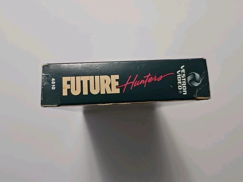 Future Hunters (VHS 1988) - TESTED WORKS EROTIC sci-fi - EXTREMELY RARE!! GRAIL  - Image 4 of 4