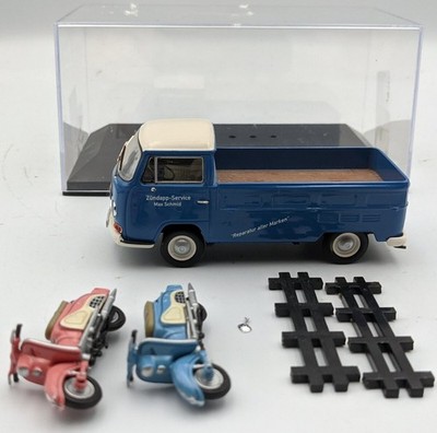 Premium ClassiXXs 1/43 VW Hormiga 1976
