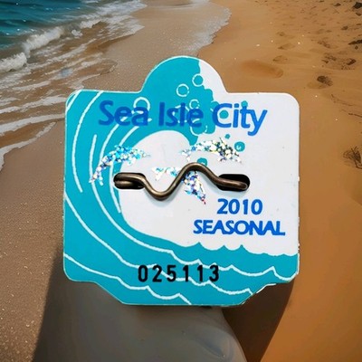 2010 Sea Isle City NJ Seasonal Beach Tag Badge New Jersey