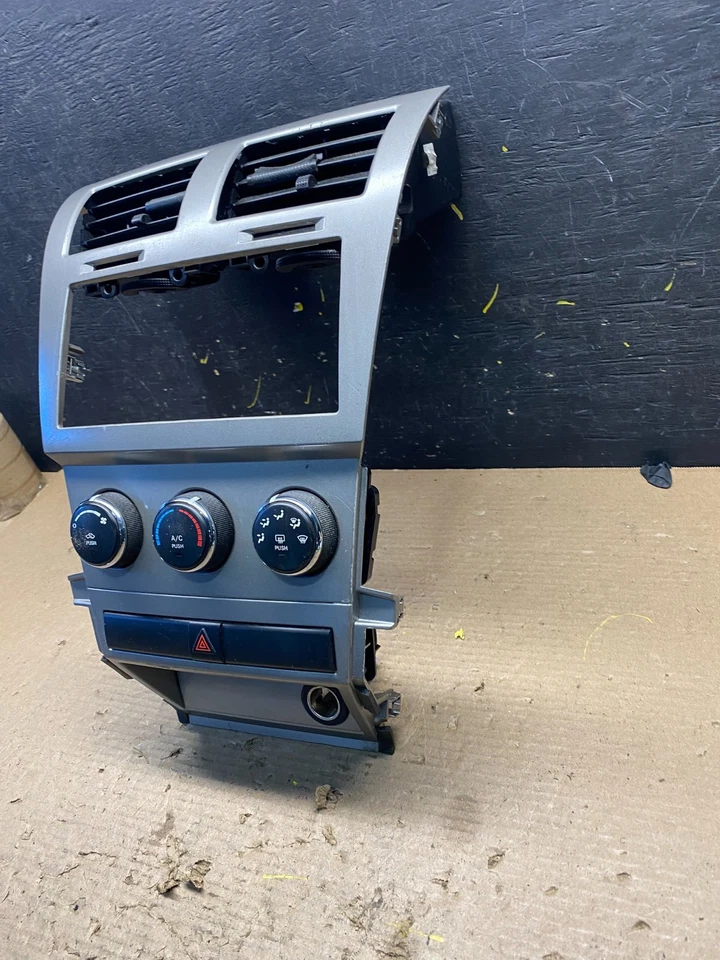 Dodge Caliber 2007 a 2009 tablero radio bisel central tablero climático s8851 DG Foto 2 de 4