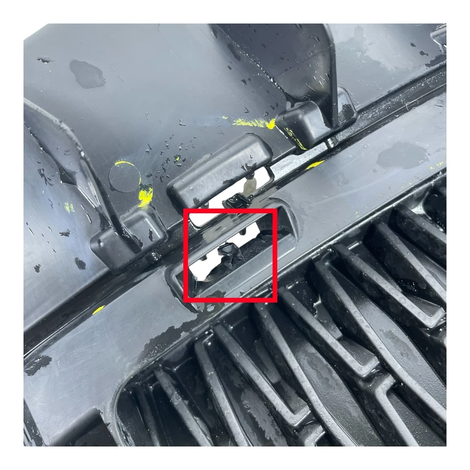 2021-2024 Jaguar F-pace X761 Front Bumper Right Grille OEM MK83-8B289-GA - Image 4 of 4