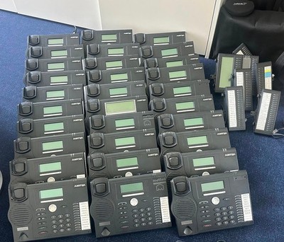 Konvulut Telefonanlage Aastra 470 PBX mit 30 Telefone Aastra 3570