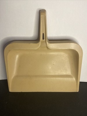 Vintage 1980s Rubbermaid DUSTPAN  Rubber No 2001 - 14 Gold Yellow Heavy Duty