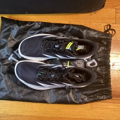 Men s 6.5 or Women s 8 Hoka One One Unisex Trainers Crescendo MD 