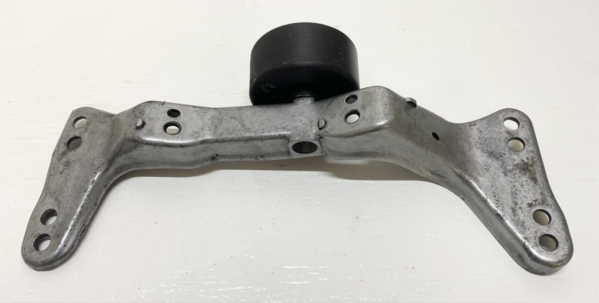 92-02 OEM BMW E36 318ti Automatic Transmission Cross Member 