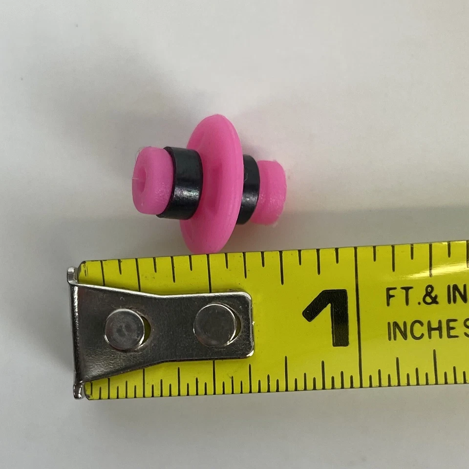 TruGlo Kisser Button Pink TRU GLO NEW KISSER BUTTON PINK - Image 4 of 4