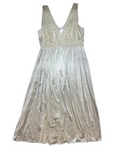 Vintage Women s Shadowline Ivory Silk-like Lace Bodice Bow Detail Nightgown 958
