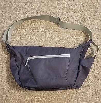 Lowepro LP36573-0WW Photo Sport Shoulder 18L | Purple/Grey