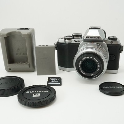 Olympus OM-D E-M10 Digital Camera Silver w/ M.Zuiko 14-42mm Lens
