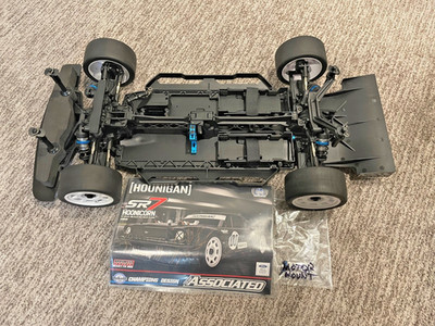 1/7 SCALE TEAM ASSOCIATED SR7 HOONIGAN ROLLER (NO ELECTRONICS/BODY) READ DESC PL