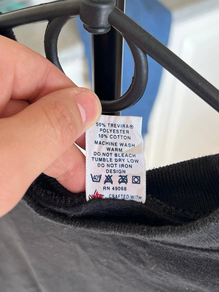 Sudadera Vintage Años 90 Nintendo Cuello Redondo EE. UU. Negra Talla Mediana Juegos Años 90 Foto 4 de 4