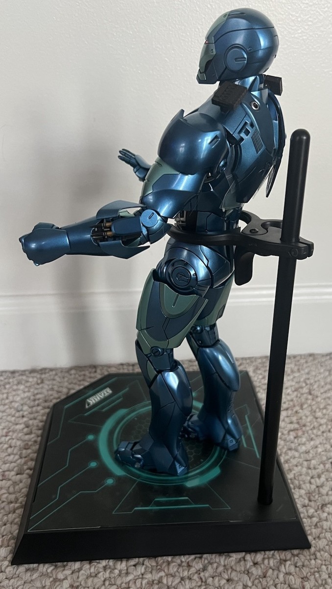 Iron Man Mark III Stealth Mode Statue Hot Toys MMS314-D12 sideshow