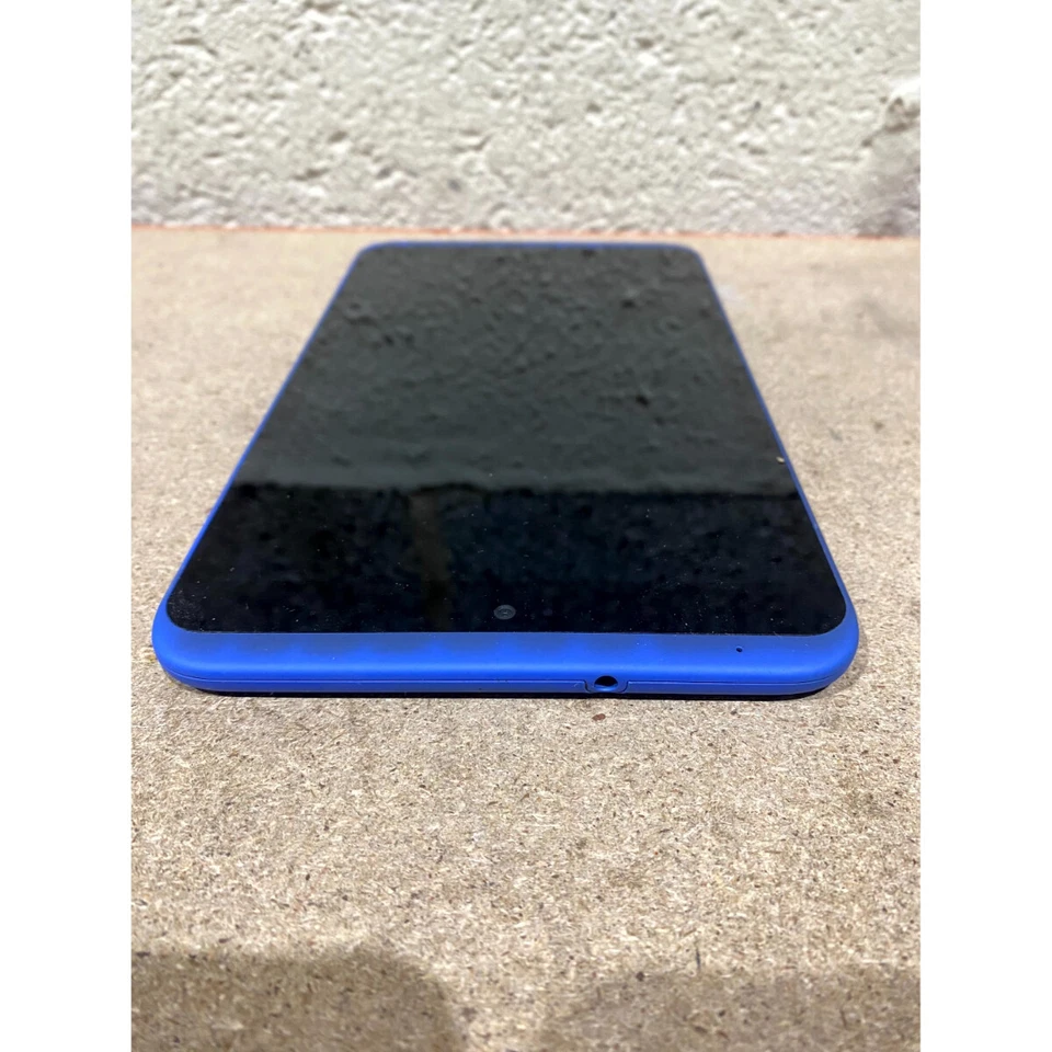 Tesco HUDL 2 HTF4AD Tablet Blue 8.3" Touchscreen 1080p 5 MP (2GB RAM 16GB ROM) - Image 2 of 4