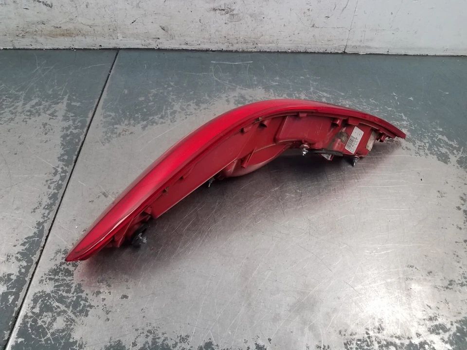 2014 Mercedes AMG CLS 63 S Right Passenger Tail Light #4700 E2 - Image 3 of 4