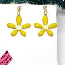 New Lovely Yellow Enamel Cute Flower Crystal Fashion Women Stand Jewelry Earring
