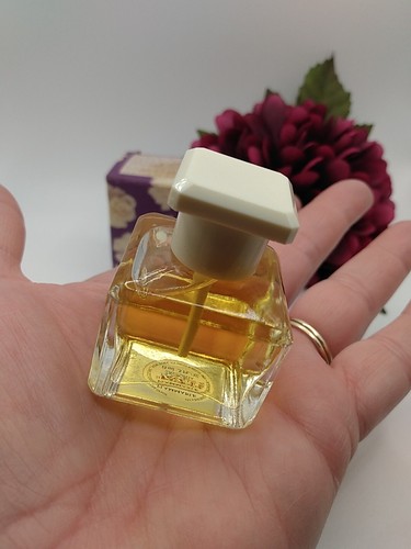 Avon Sheer Essences Gardenia Perfume 0.5 oz. Vintage 1997 New Old Stock - Picture 5 of 9