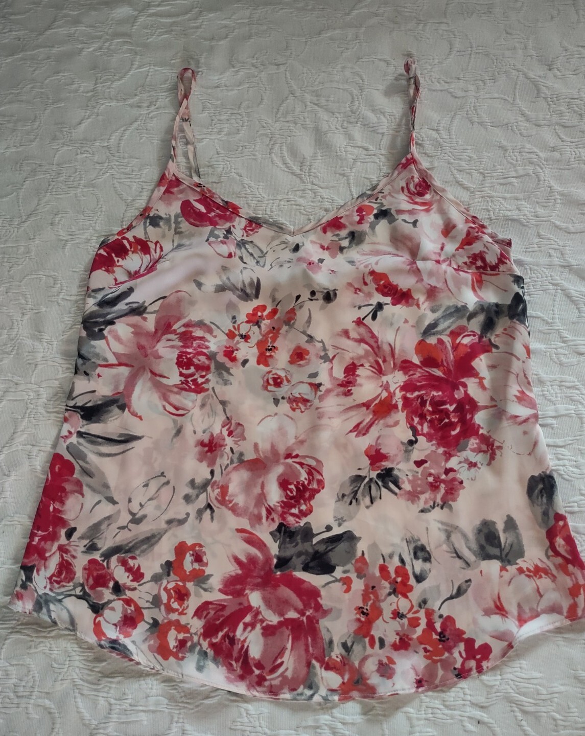 White House Black Market Top Size 6, Floral,Polyester,14.5 Inch Of Armp
