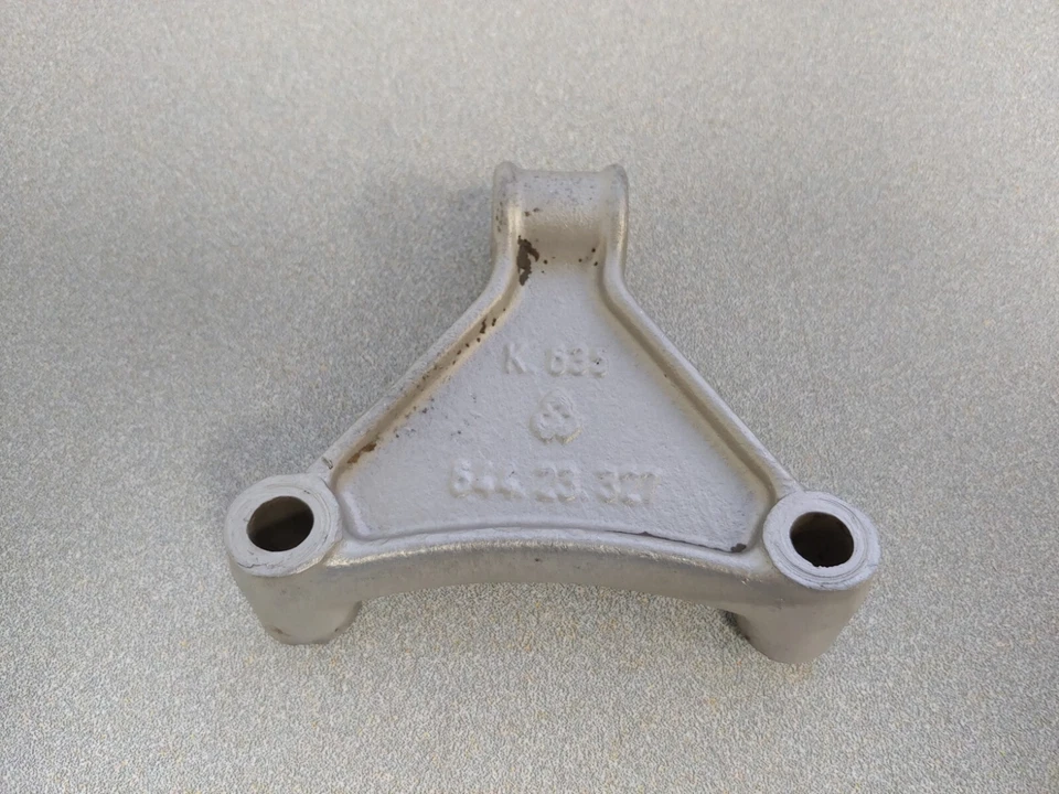 BONITO SOPORTE CABLE EMBRAGUE ORIGINAL USADO ORIGINAL PORSCHE 356A 356B 356C SIN RANURA Foto 3 de 4