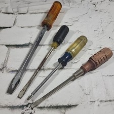 Vintage Screwdrivers Mixed Lot of 4 Assorted Tools Props Decor