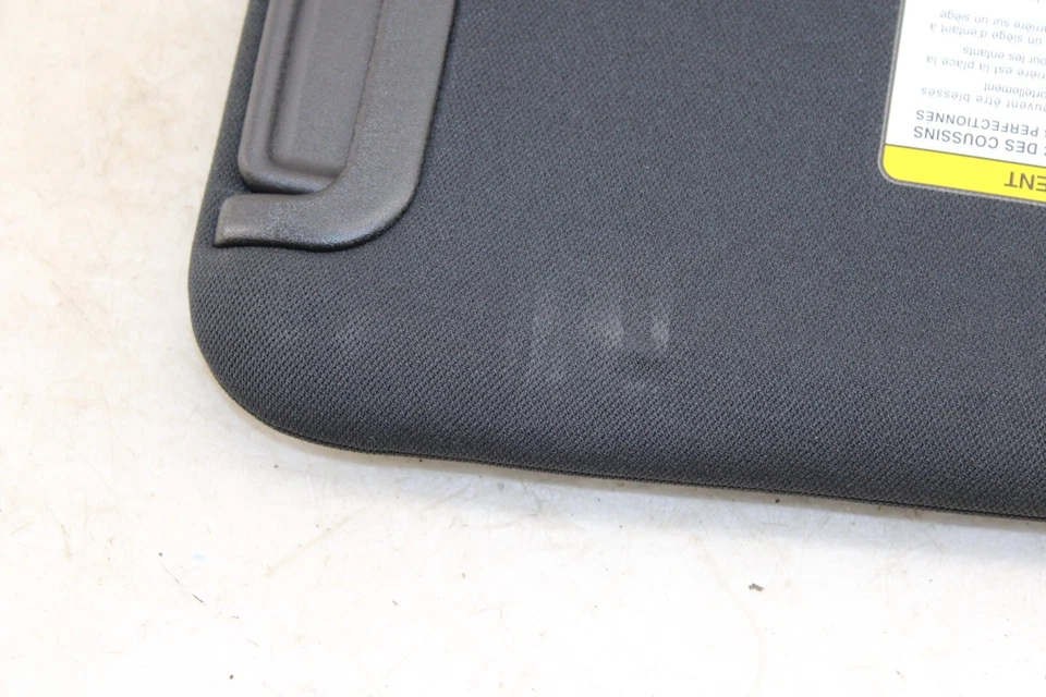 Parasol izquierdo Nissan Juke Nismo 2015-2017 OEM GC68 Foto 2 de 4