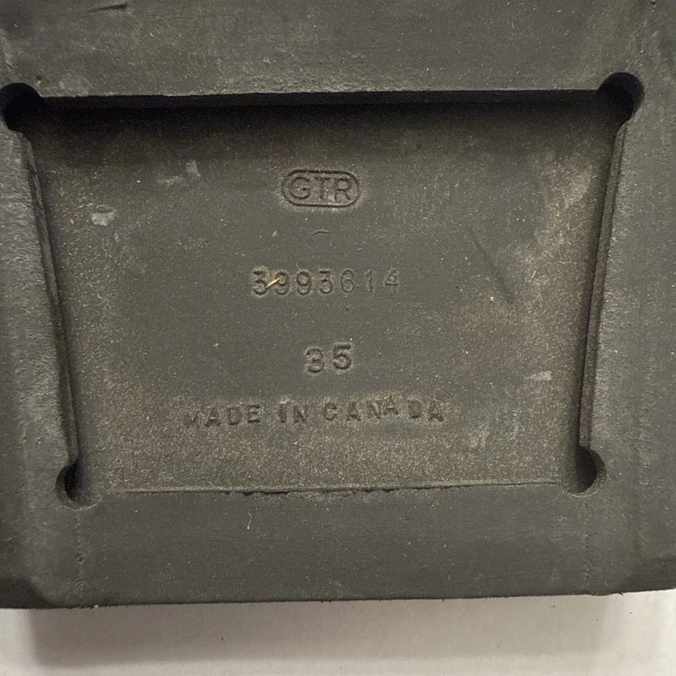 Nuevo de Lote Antiguo 1980-81 Corvette 1973-84 Chevy GMC Camión Disco Pedal Pastilla 3993614 Foto 2 de 2