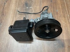 Pompe direction assistée Mercedes 210