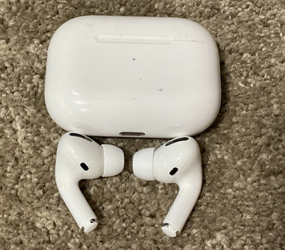 Apple AirPods Pro MagSafe Charging Case MLWK3AM/A  