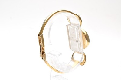 Exc 5 Gucci 1600 Gold 26mm White Shell Dial Quartz Women's Watch