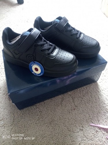 Ben Sherman Bronx V Boys Black Trainers Size 13 (UK)